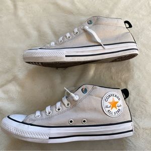 Converse Chuck Taylor Mids